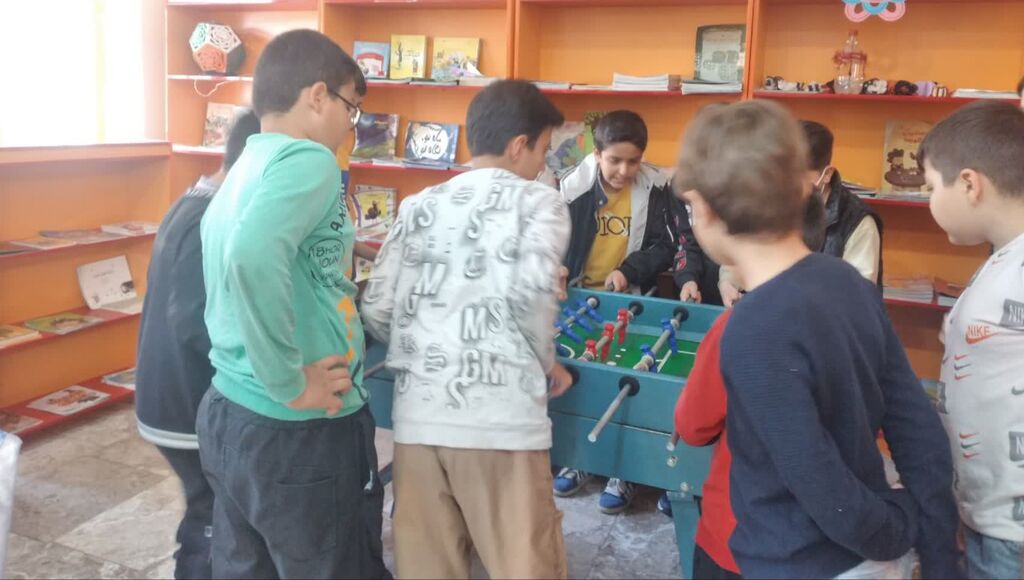 ویژهبرنامههای دهه فجر در مرکز گیلانغرب