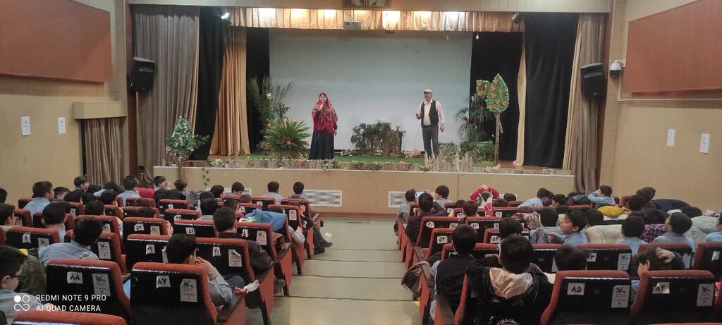 نمایش «سؤال موموکی» همزمان با دهه فجر در کانون زنجان روی صحنه میرود