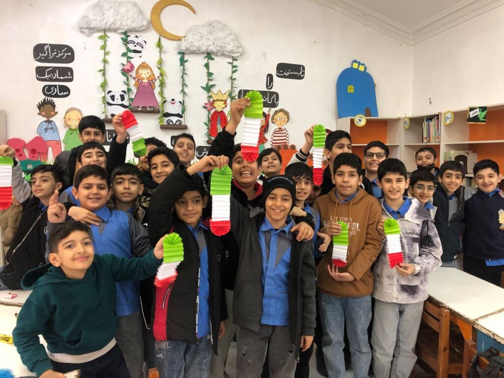 مراکز کانون پرورش فکری مازندران دهه فجر را با برنامه‌های متنوع گرامی داشتند