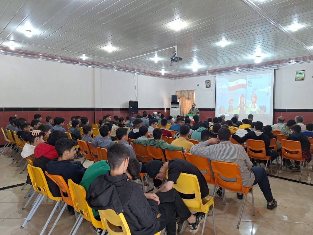 مراکز کانون پرورش فکری مازندران دهه فجر را با برنامههای متنوع گرامی داشتند