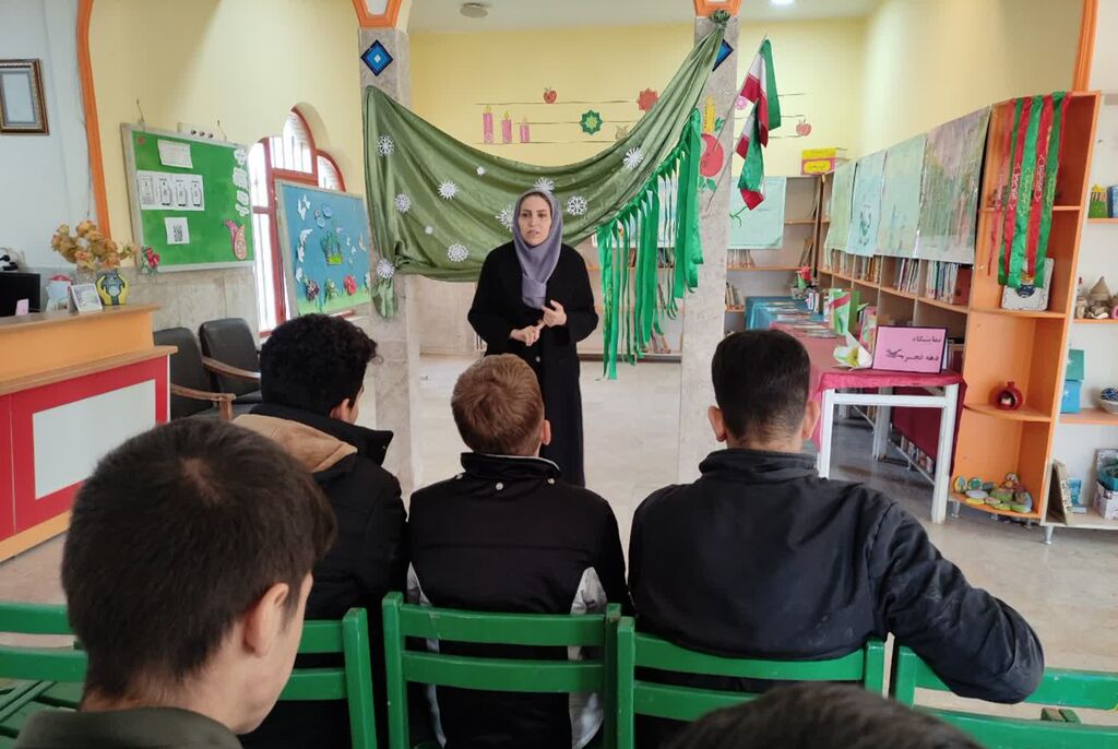 ویژه‌برنامه‌های "فجر مهدوی" در مرکز قصرشیرین برگزار شد