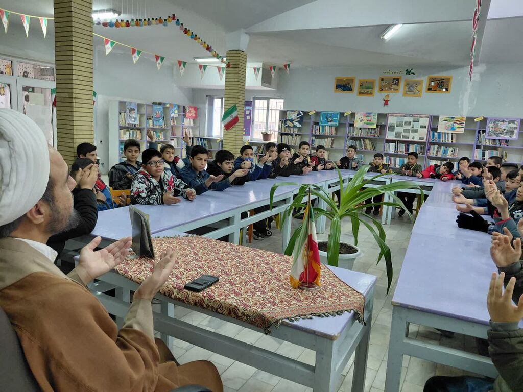 جشن نیمه شعبان در کانون همدان/ از جشن و شادی تا تبیین فرهنگ مهدویت