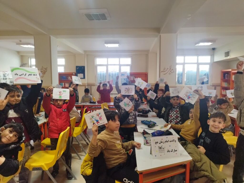 ویژهبرنامههای دهه فجر و میلاد امام زمان(عج) در مرکز شماره ۱۳ کانون کرمانشاه