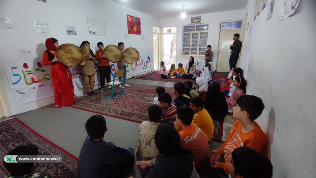 برگزاری ویژهبرنامه «پیک امید» در مدرسه شهدای کودک غزه روستای سو