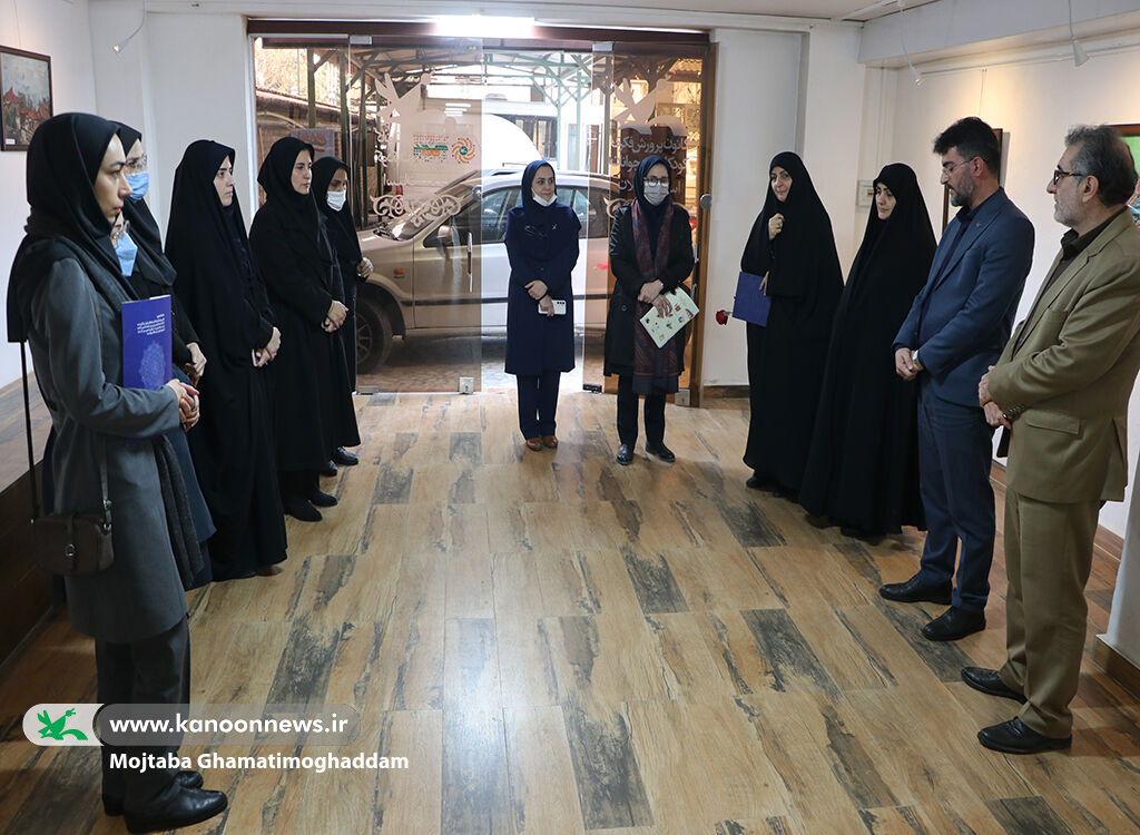 نمایشگاه «از فجر تا هنر» در نگارخانه «آفرینش» کانون رشت گشایشیافت