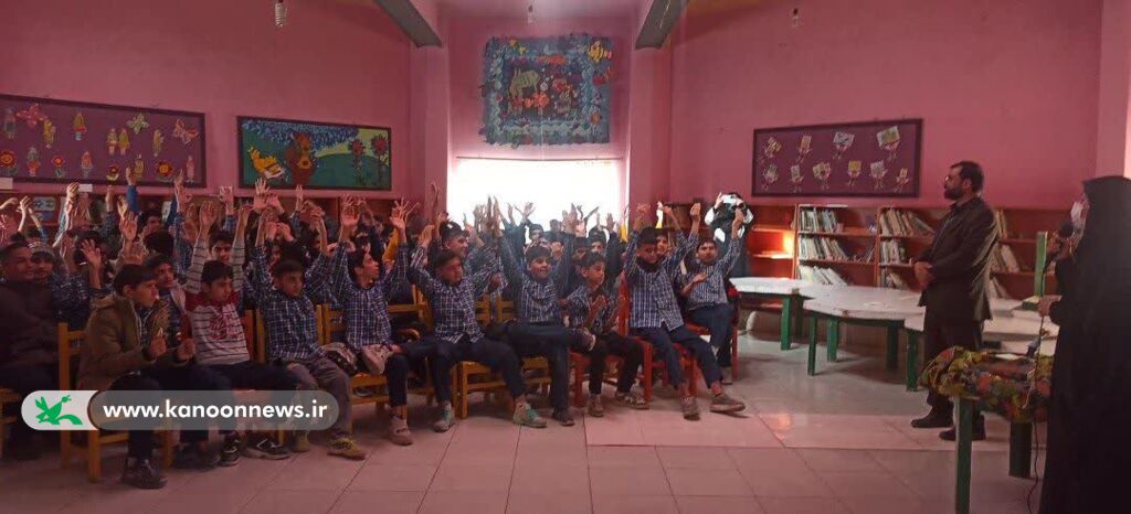 جشنواره فرهنگی، هنری و ادبی «حافظون» برگزار شد