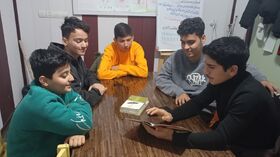 نوجوانان مرکز هشتگرد پای روایت «سرداران ایران‌زمین»