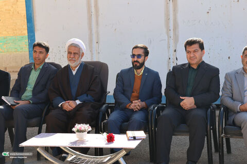 اهدای قفسه‌های کتاب چهارمحال و بختیاری