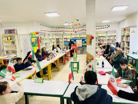 بزرگداشت چهل و هفتمین سالروز پیروزی شکوهمند انقلاب اسلامی در ایام الله دهه مبارک فجر با ویژه برنامه های فرهنگی، هنری و ادبی در مراکز کانون استان آذربایجان غربی