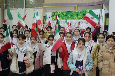 بزرگداشت چهل و هفتمین سالروز پیروزی شکوهمند انقلاب اسلامی در ایام الله دهه مبارک فجر با ویژه برنامه های فرهنگی، هنری و ادبی در مراکز کانون استان آذربایجان غربی