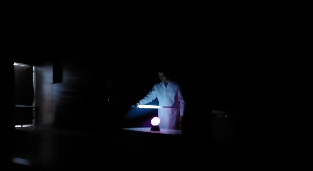 ویژه‌برنامه‌ «آزمایش‌های شگفت‌انگیز» در مرکز شماره ۴ کانون کرمانشاه