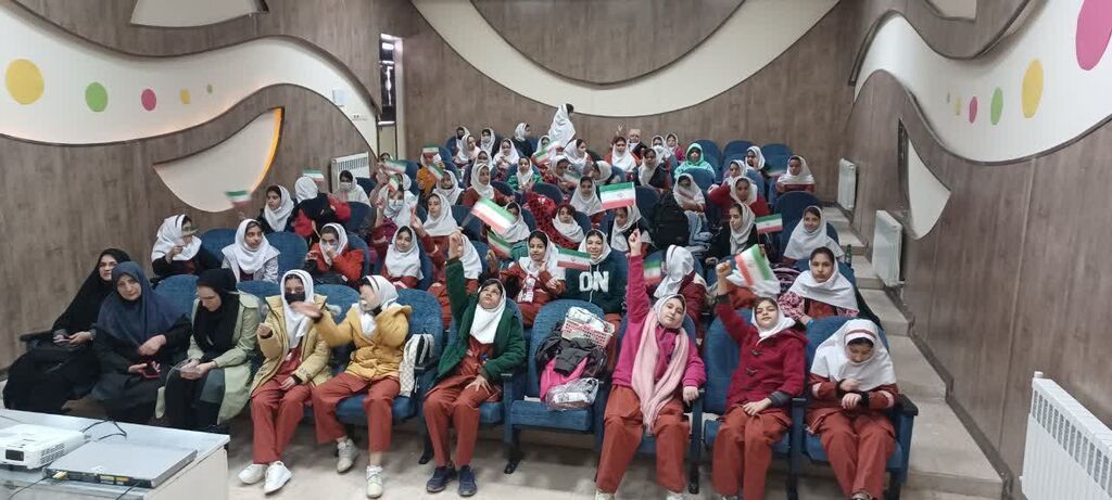 ویژهبرنامه «فجر مهدوی» در مرکز شماره ۱ اسلامآباد غرب