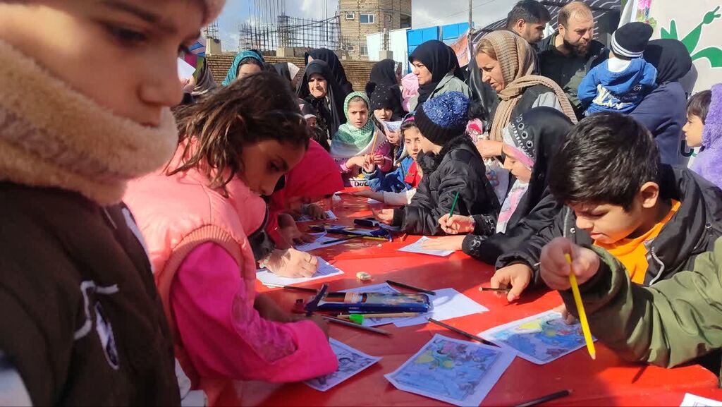 ایستگاه های هنری وادبی کانون ایلام در جشن بزرگ نیمه شعبان