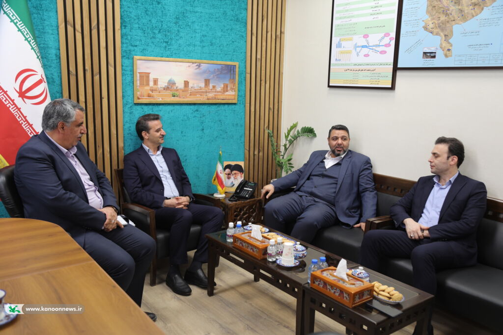 سفر دو روزه معاون توسعه مدیریت و منابع کانون به یزد `