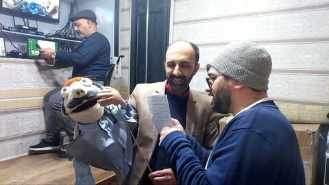 حضور زائران کودک و نوجوان در تماشاخانه سیار کانون در نیمه شعبان