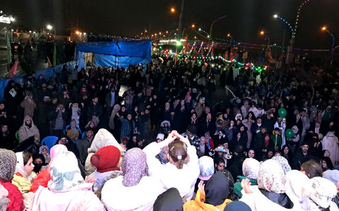 حضور زائران کودک و نوجوان در تماشاخانه سیار کانون در نیمه شعبان