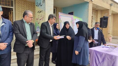 گزارش تصویری جشن انقلاب در روستای بانقلان به همت کتابخانه پستی