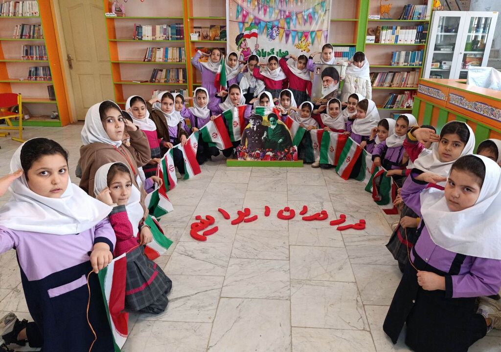 ویژهبرنامههای مراکز کانون استان اردبیل در گرامیداشت چهلوهفتمین سالگرد پیروزی انقلاب اسلامی