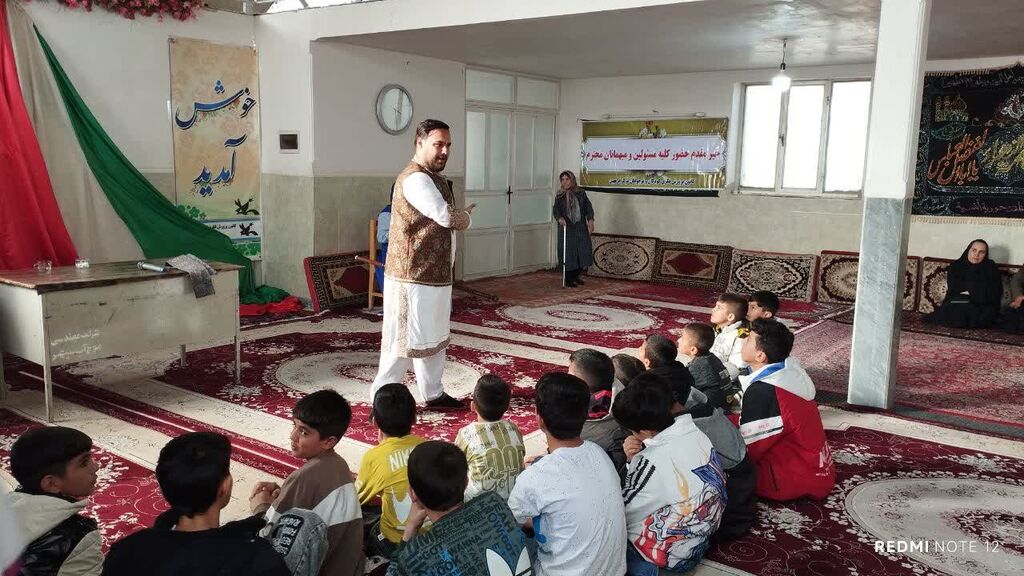 پیک امید کانون پرورش فکری به روستای آقازیارت استان مرکزی رسید