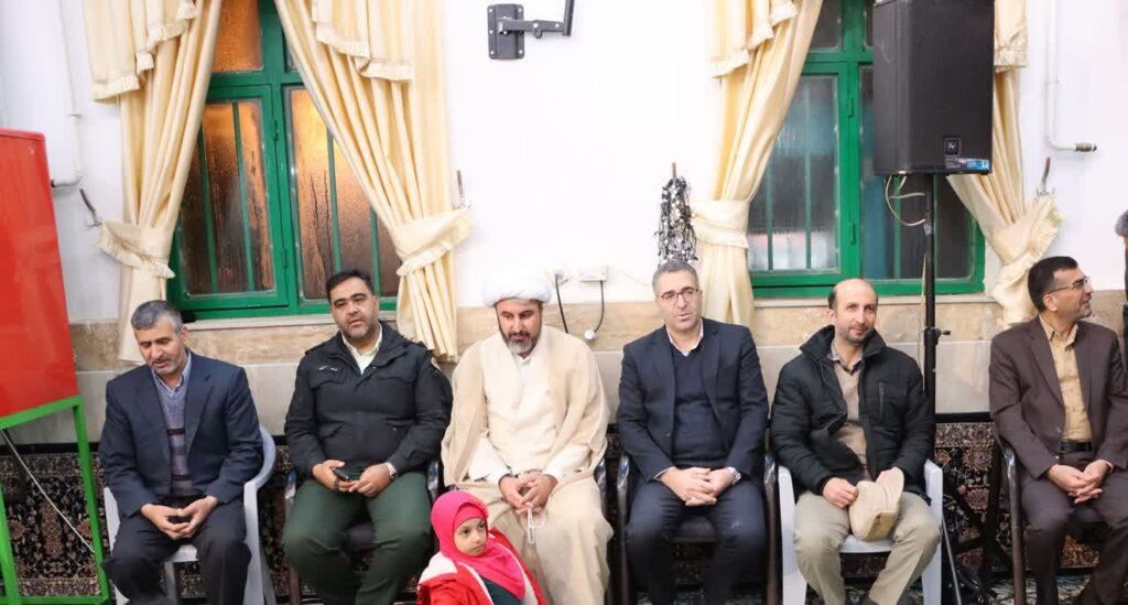 تلفیق مهدویت با مفاهیم انقلابی در جشن نیمه شعبان&nbsp;شهر تلخاب