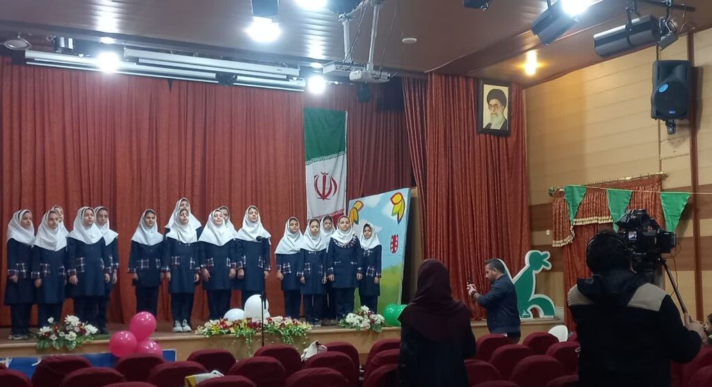 جشن "انفجار نور، سرآغاز ظهور" در مرکز سنقر