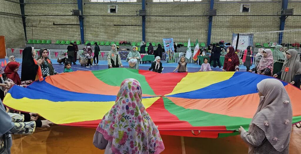 جشنواره بازی مادر دختری به مناسبت ولادت حضرت مهدی(عج)
