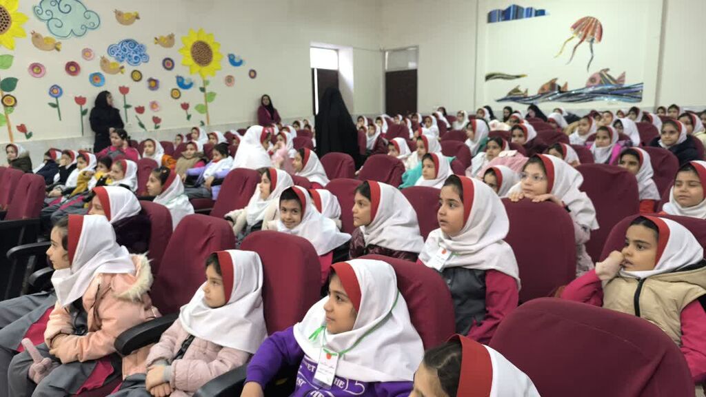 ویژهبرنامه نیمه شعبان در مرکز شماره ۳ کانون کرمانشاه برگزار شد