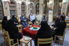 معاون توسعه مدیریت و منابع کانون برای رفع مشکلات مرکز شماره دو میبد قول مساعد داد