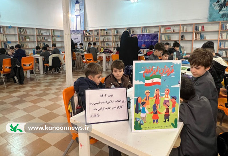 کودکان انزلی با ابزار فرهنگ و هنر، فجر چهل و هفتم انقلاب را گرامیداشتند