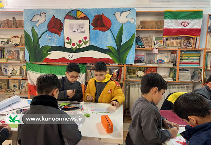 کودکان انزلی با ابزار فرهنگ و هنر، فجر چهل و هفتم انقلاب را گرامی‌داشتند