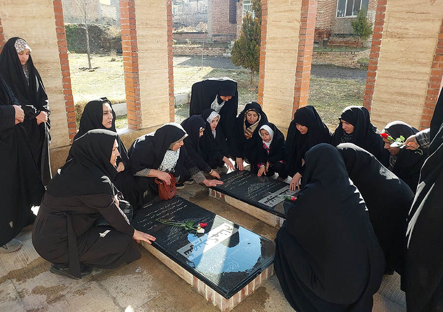 کانون انگوت صحنه تجدید میثاق کودکان و نوجوانان با آرمانهای شهدا شد