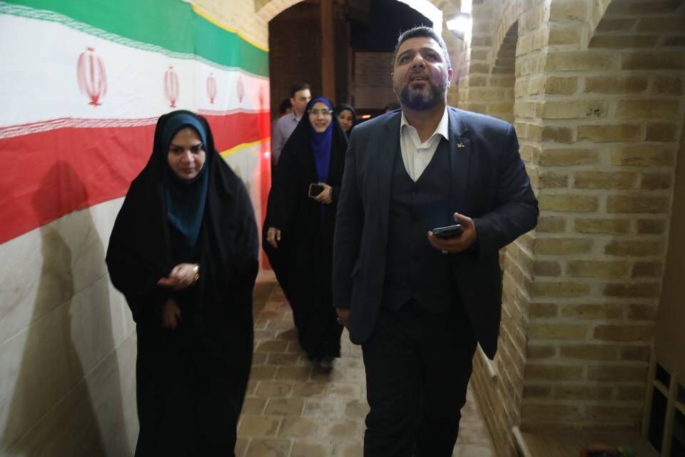 بازدید میبد