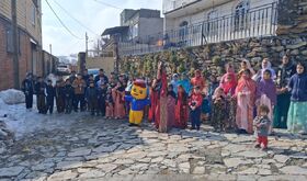 روایت شور و خلاقیت کودکان روستای ینگیجه در ایام دهه فجر