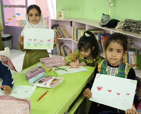 دهه مبارک فجر در مرکز فرهنگی هنری بردخون