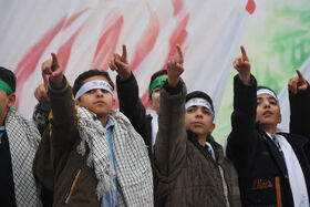 کلیپ اجرای میدانی سرود ایران مقتدر