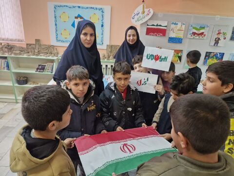 بزرگداشت چهل و هفتمین سالروز پیروزی شکوهمند انقلاب اسلامی در ایام الله دهه مبارک فجر با ویژه برنامه های فرهنگی، هنری و ادبی در مراکز کانون استان آذربایجان غربی