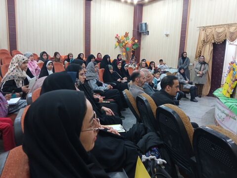 خراسان جنوبی دو پنجره