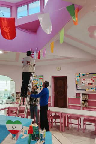 آذین‌بندی کانون‌های سراسر استان چهارمحال و بختیاری در دهه‌فجر