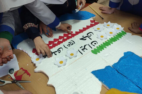 آذین‌بندی کانون‌های سراسر استان چهارمحال و بختیاری در دهه‌فجر