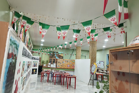 آذین‌بندی کانون‌های سراسر استان چهارمحال و بختیاری در دهه‌فجر