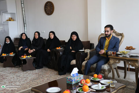 دیدار مدیرکل کانون چهارمحال و بختیاری با خانواده شهید سید داوود شیروانی