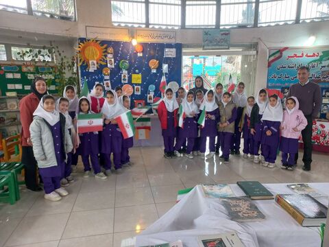 گرامیداشت دهه فجر در مراکز فرهنگی هنری کانون مازندران