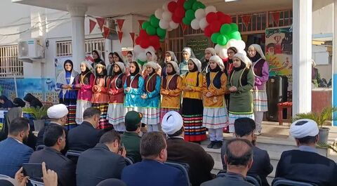 گرامیداشت دهه فجر در مراکز فرهنگی هنری کانون مازندران