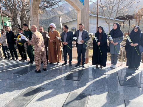 گرامیداشت دهه فجر در مراکز فرهنگی هنری کانون مازندران