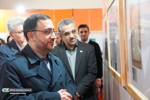 آیین گشایش نمایشگاه‌ دهمین دوسالانه هنرهای تجسمی کانون