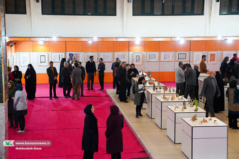 آیین گشایش نمایشگاه‌ دهمین دوسالانه هنرهای تجسمی کانون