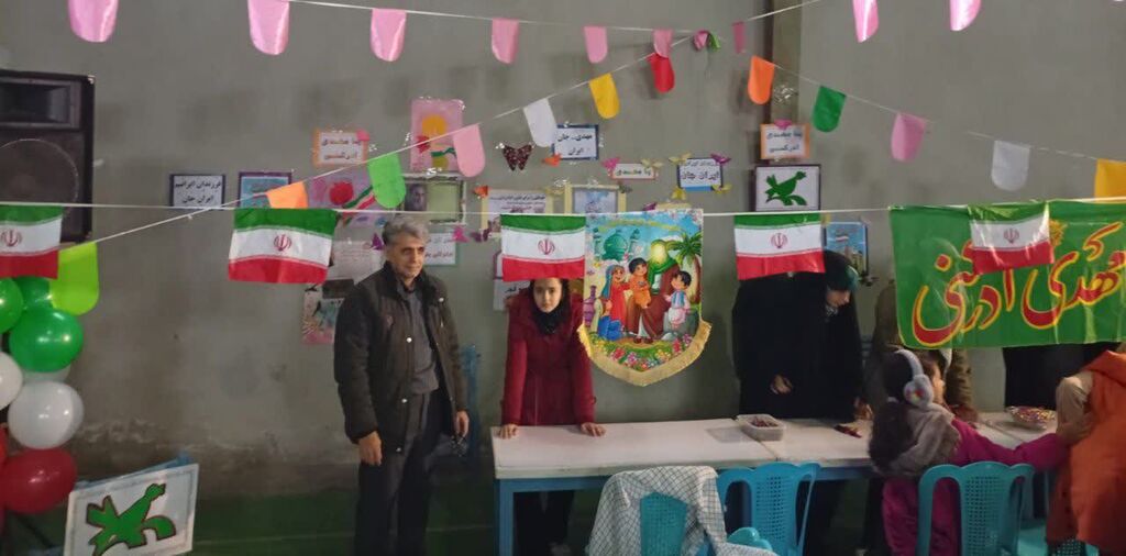 مربیان و کانون یاران شهرستان شوط با ویژه برنامه های فرهنگی و هنری مشارکت فعال داشتند