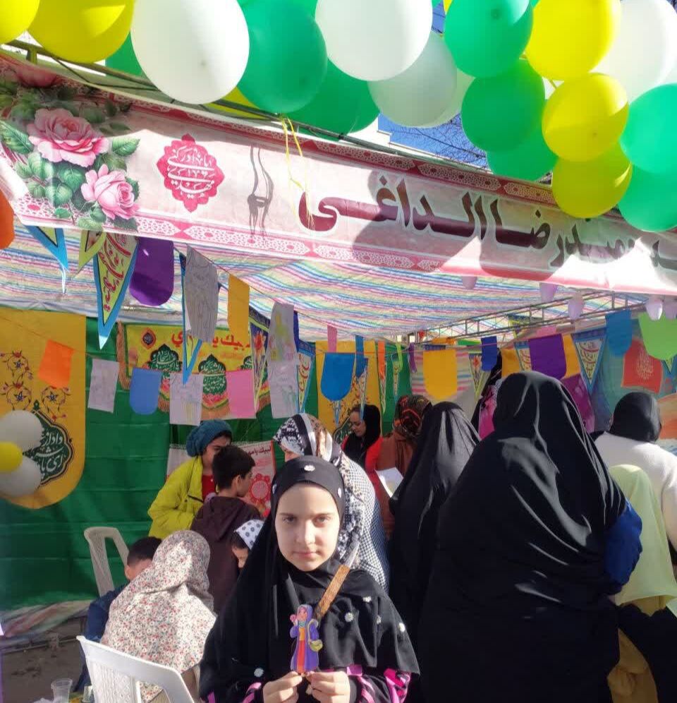 اعضای مرکز شماره ۱۲ کانون کرمانشاه در شادپیمایی شعبانالمعظّم شرکت کردند