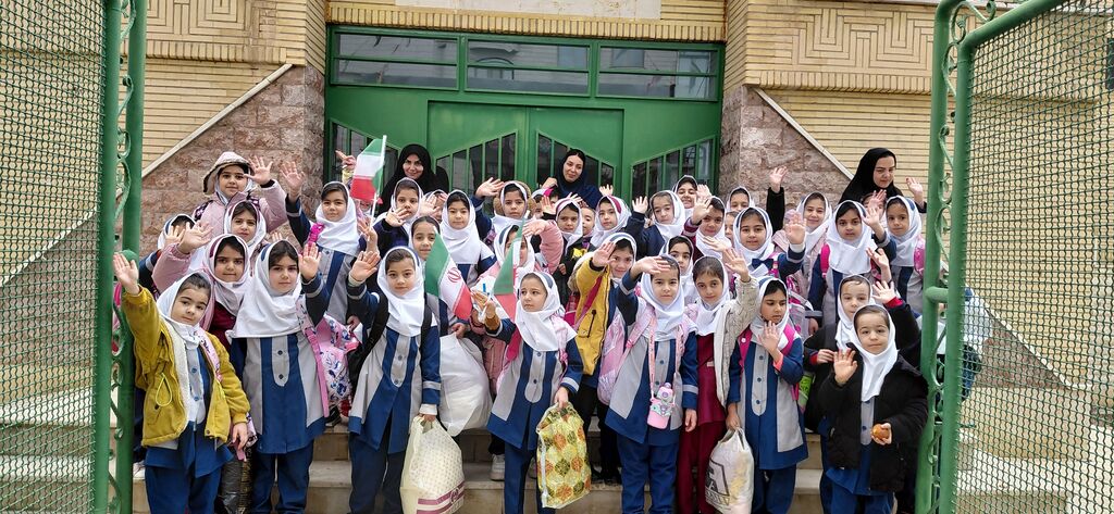 جشن انقلاب و میلاد امام زمان(عج) در کانون پرورش فکری ابهر برگزار شد