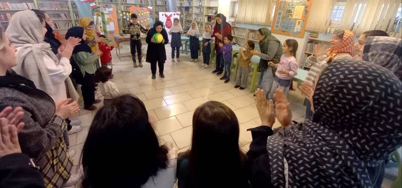 جشن «شکوه میلاد» در مرکز ۱۰؛ پیوند شور کودکانه با معارف مهدوی و هویت ملی